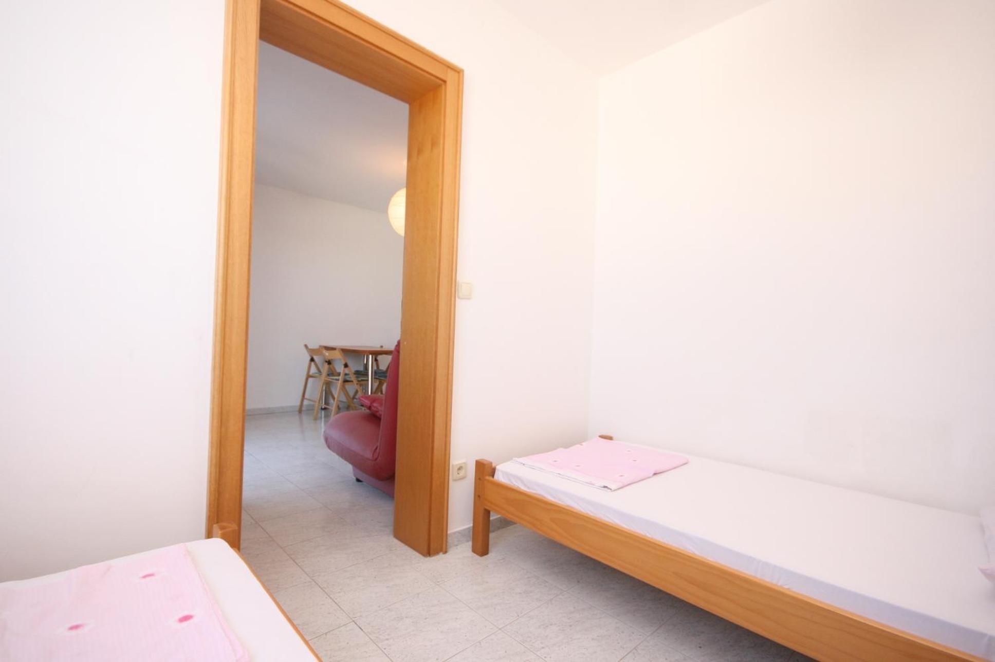 Apartments With A Parking Space Mandre, Pag - 6405 Kolan Zimmer foto